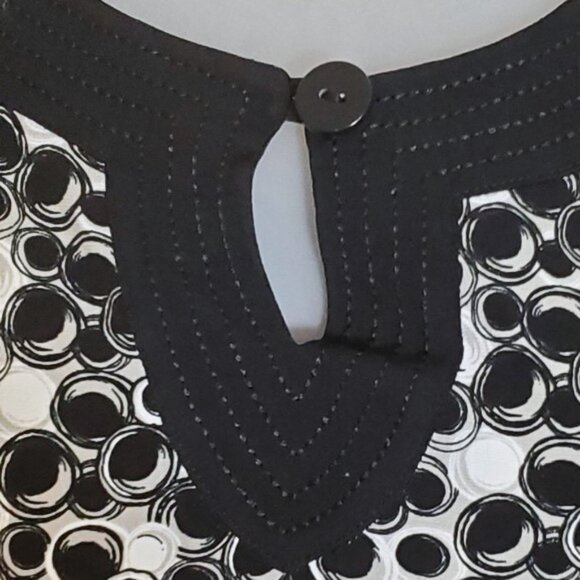 Light Blouse by Hampshire Studio Like New S - Picture 4 of 7